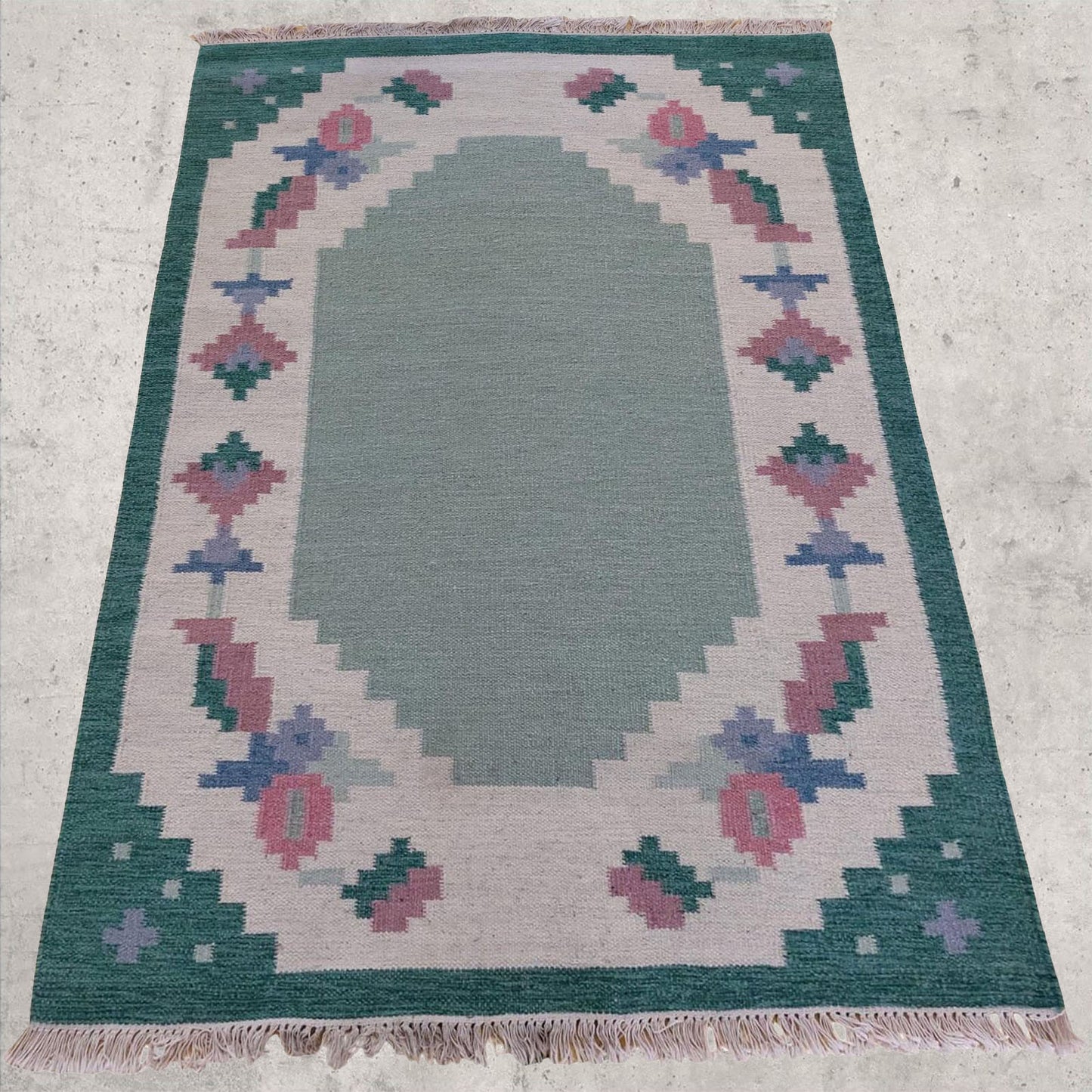 Covor kilim vintage din lână, lucrat manual