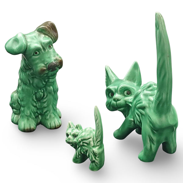 Set SylvaC anii 1930, două pisici „Scaredy Cat” și un Terrier