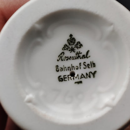 Figurină Rosenthal Pekinez pe Glob Auriu, circa 1935 - Porțelan Fin, Raritate Vintage