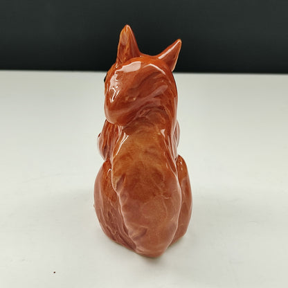 Miniatură Goebel din porțelan - veveriță cu ghindă, anii ’80