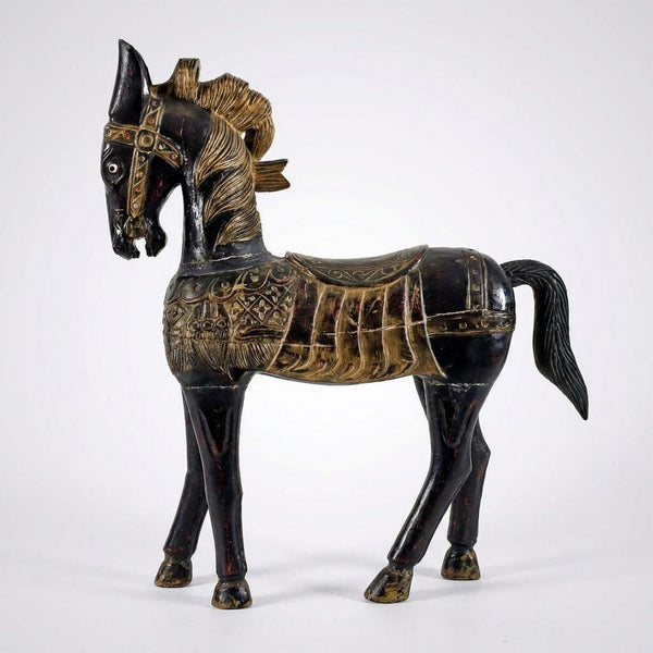 Cal maiestuos - sculptat in lemn masiv și pictat manual