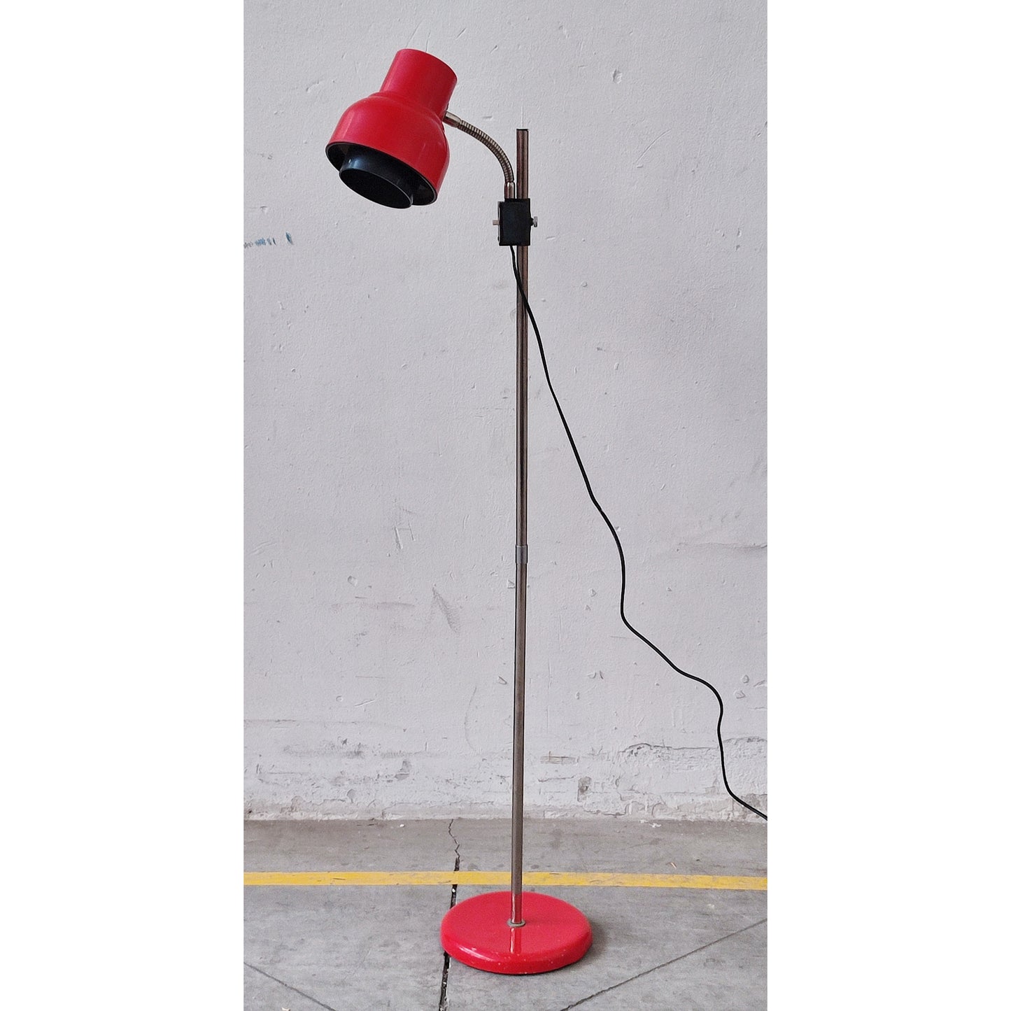 Lampadar vintage din metal și plastic, anii 1970