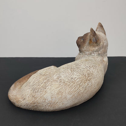 Sculptură Ceramică Pisică Siameză în Mărime Naturală - Pictată Manual, Secolul XX