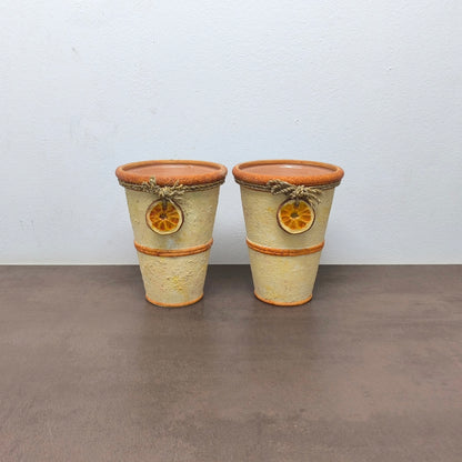 Set de 2 ghivece ceramice, design rustic cu detalii naturale și ornament felie de portocală
