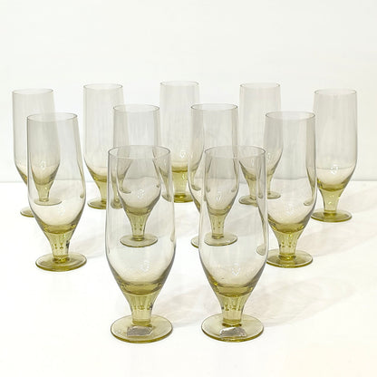 Set de 11 pahare de lichior cu picior, anii 1970