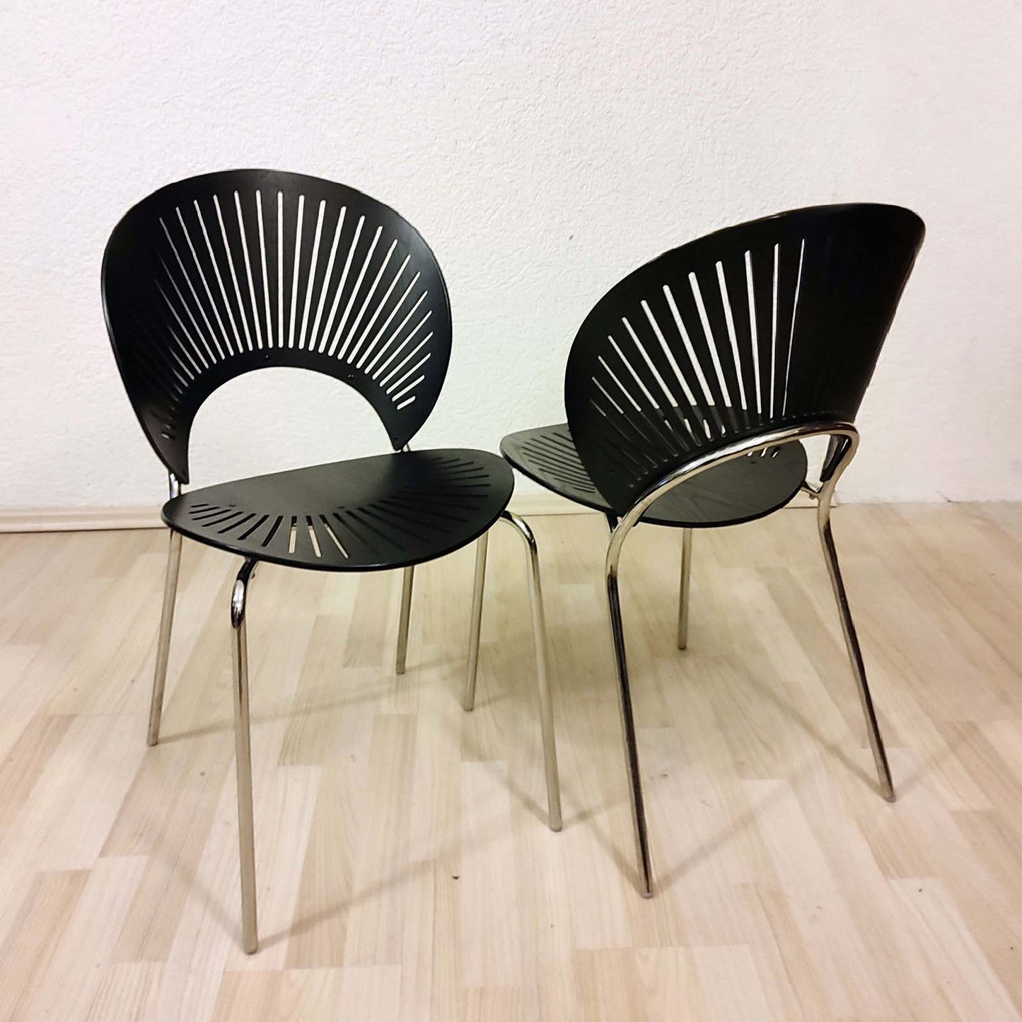 Scaune Trinidad, design Nanna Ditzel,  Fredericia, Danemarca