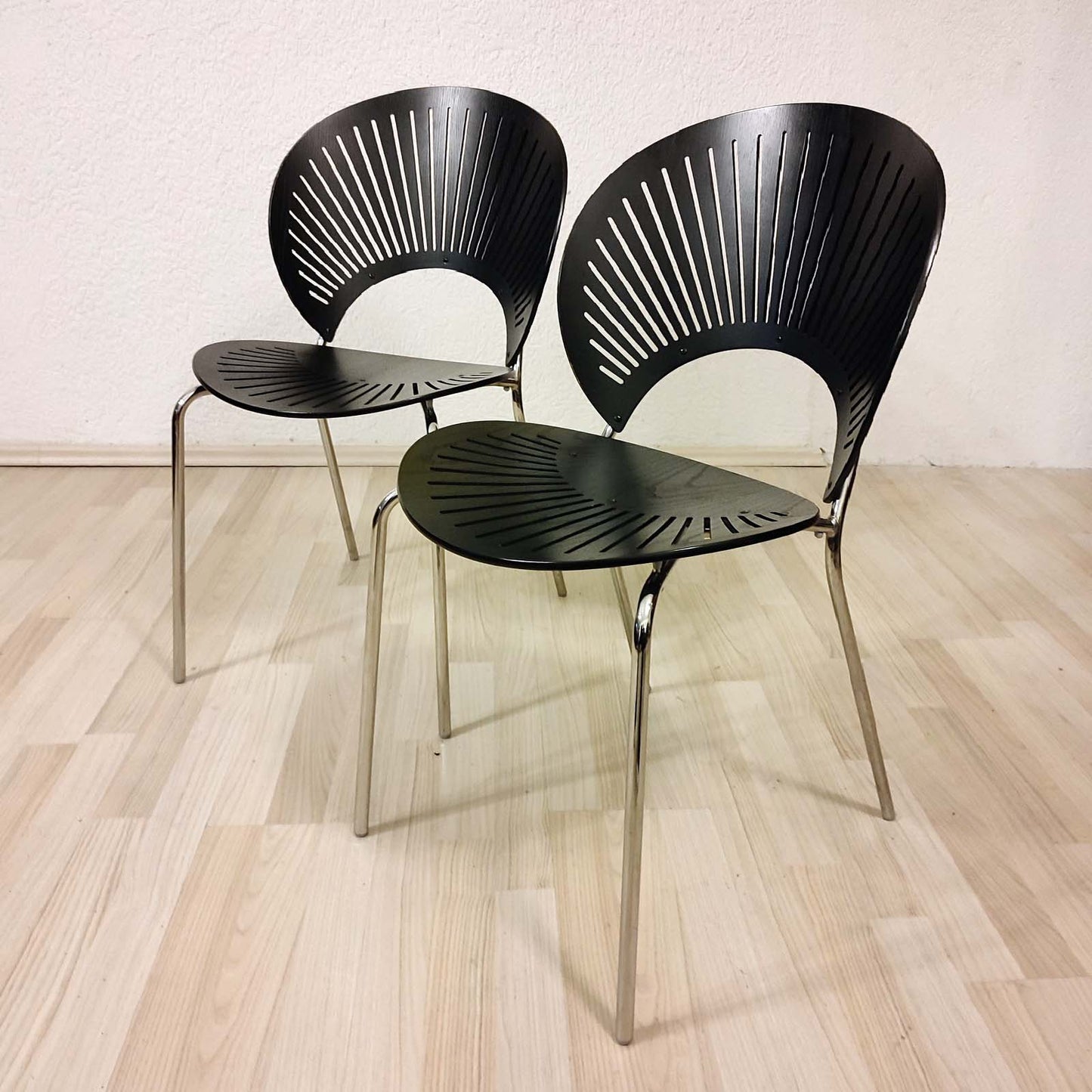 Scaune Trinidad, design Nanna Ditzel,  Fredericia, Danemarca